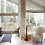 Laidike With Sauna/fireplace, 80 Km Helsinki