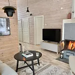 Laidike With Sauna/fireplace, 80 Km Helsinki