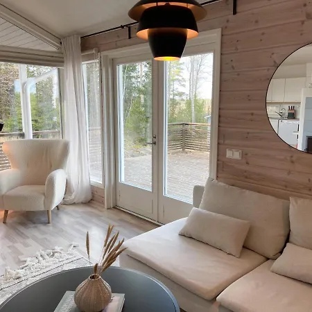 Laidike With Sauna/fireplace, 80 Km Helsinki