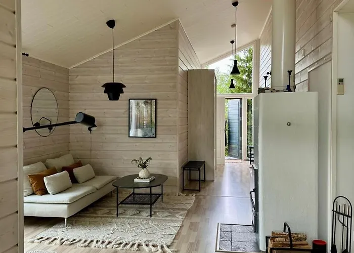 Laidike With Sauna/fireplace, 80 Km Helsinki *